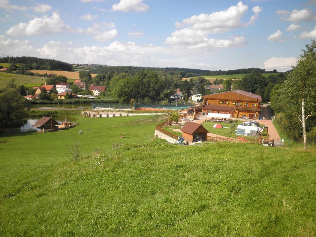 Sport-hotel Šibeniční vrch Mnichovice Exterior foto